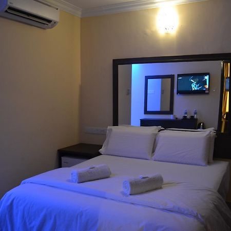 City Times Inn Seri Kembangan Exterior photo