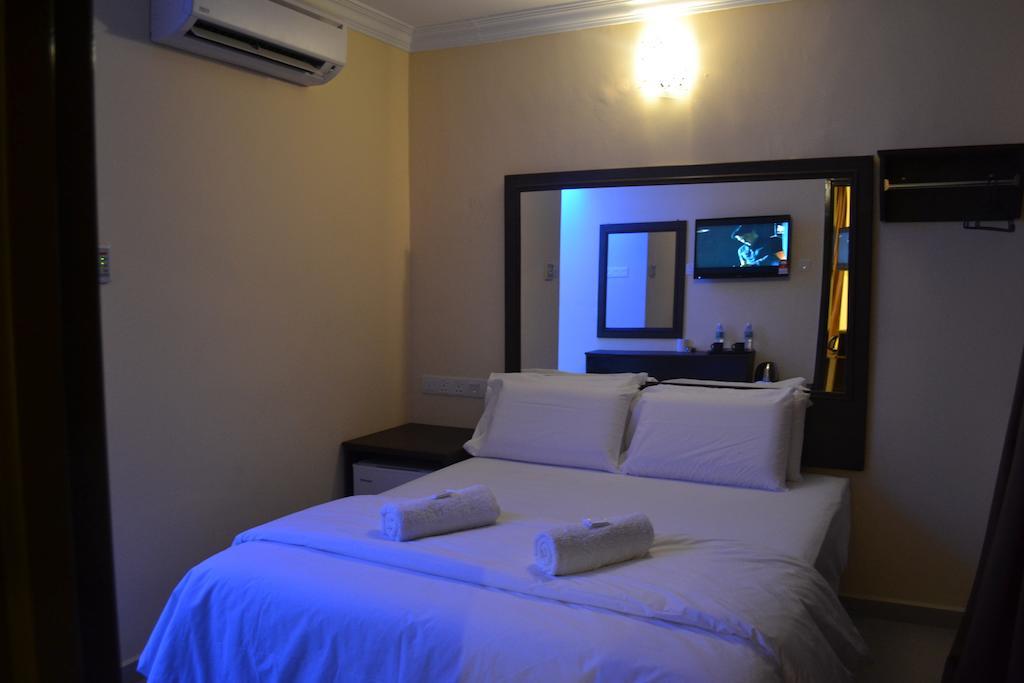 City Times Inn Seri Kembangan Exterior photo