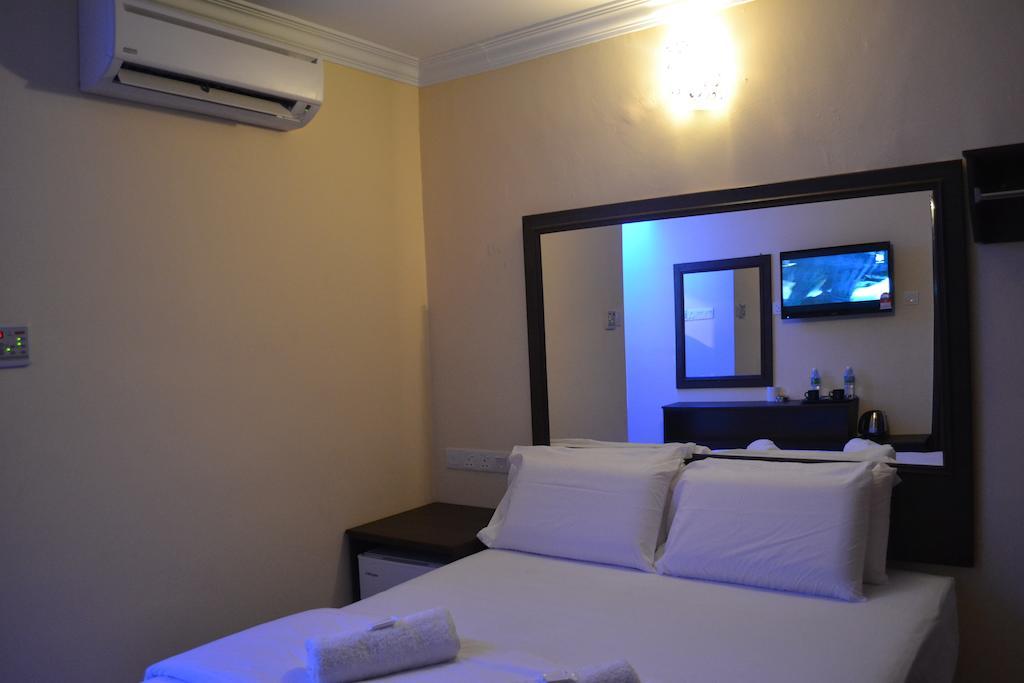 City Times Inn Seri Kembangan Exterior photo